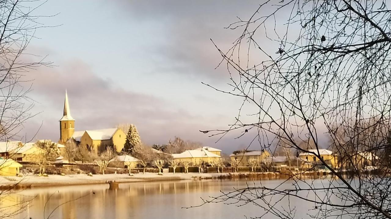 La Maison Du Lac Flavignac Buitenkant foto